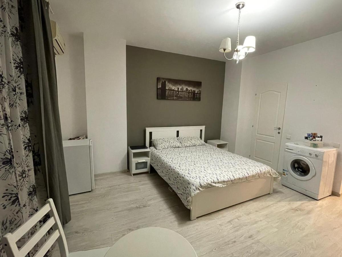 Centru Charming New Apartament Piata Universitate Lejlighed Bukarest Eksteriør billede